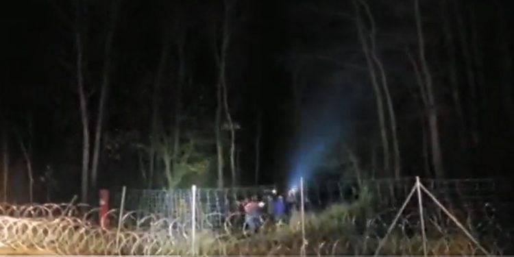 Imigranci atakowali polskich mundurowych, a Białorusini zakłócali łączność! [WIDEO]