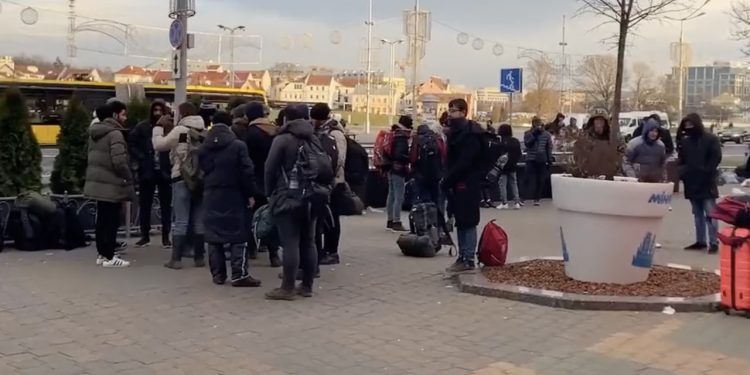 Pokazali niepokojące nagrania z centrum Mińska. Na co szykuje się Białoruś? [WIDEO]