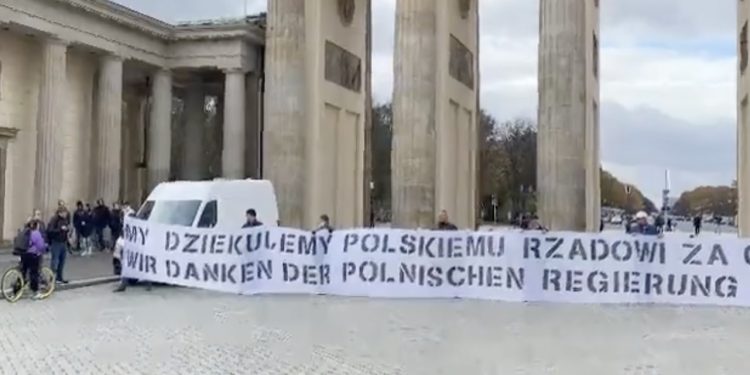 Niemcy dziękują Polakom za ochronę granic. Pokazano nagranie [WIDEO]