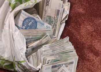 Ordynator zatrzymany za korupcję. W jego domu znaleźli milion złotych