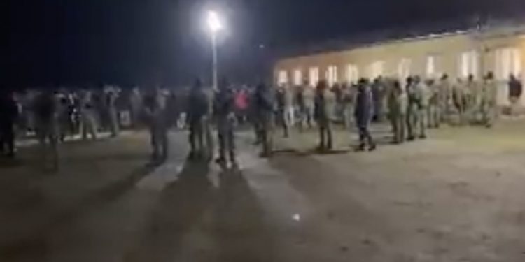 Bunt w ośrodku dla migrantów. Straż Graniczna publikuje nagranie! [WIDEO]