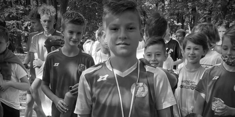 Karol Setniewski nie żyje. Znicz Pruszków żegna 13-letniego piłkarza