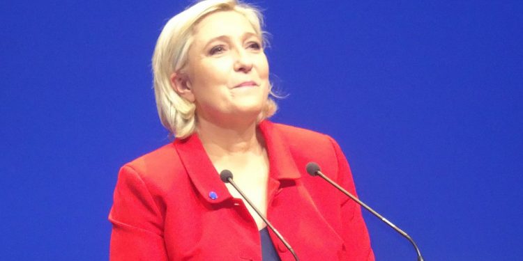 Le Pen: „Francja zapłaci za Polskę kary, które nałożył na nią TSUE”
