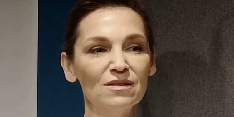 Olga Bończyk pokazała zdjęcie ze szpitala. Jest na wózku inwalidzkim. „Oczekiwanie na werdykt”