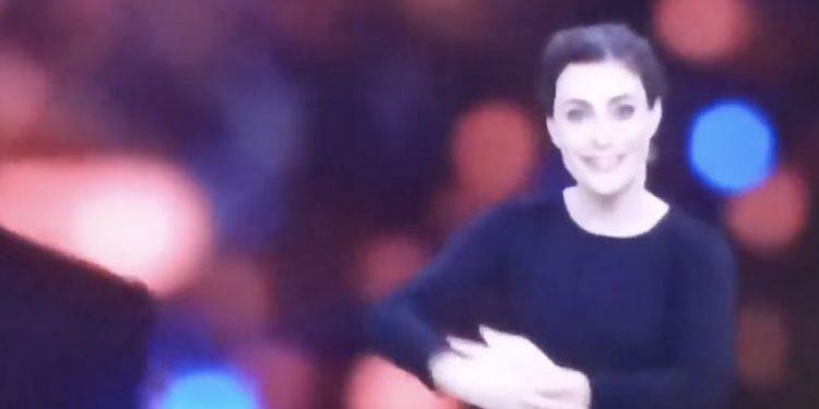 Tłumaczka języka migowego znów skradła show! Widzowie zachwyceni [WIDEO]
