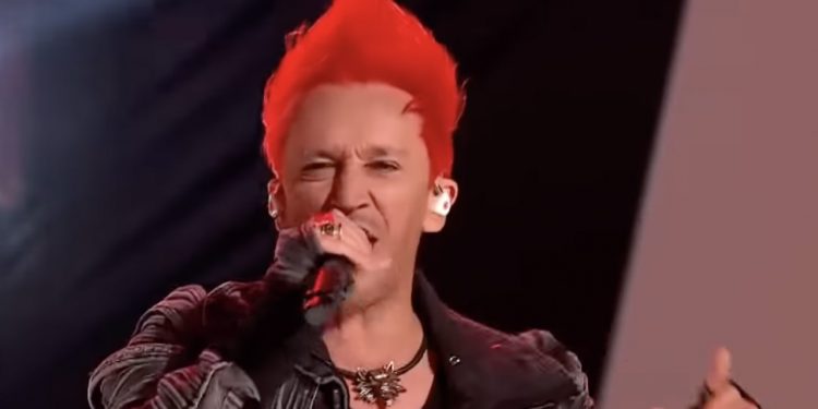 Wzruszony Wiśniewski podczas Sylwestra w Polsacie. Ze sceny zwrócił się do żony i syna [WIDEO]