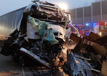 Wypadek polskiego TIR-a w Niemczech. Kierowca nie miał szans