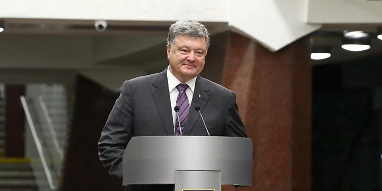 Poroszenko: „Putin kłamie. Mam 5-letnie doświadczenie w komunikacji z nim”