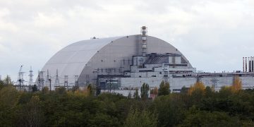 Atak na elektrownię w Czarnobylu! „Pył radioaktywny może przykryć terytorium krajów UE”