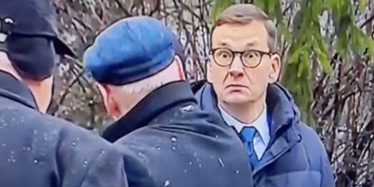 Mina premiera Morawieckiego przejdzie do historii. Tak zareagował na Macierewicza [WIDEO]