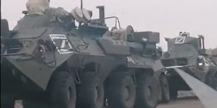 Rosyjskie  pojazdy mają tajemnicze oznaczenia. Fala spekulacji [FOTO]