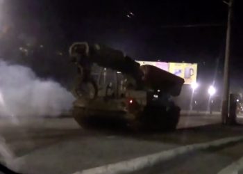 Rosyjskie czołgi już w Doniecku. Pokazano nagranie [WIDEO]