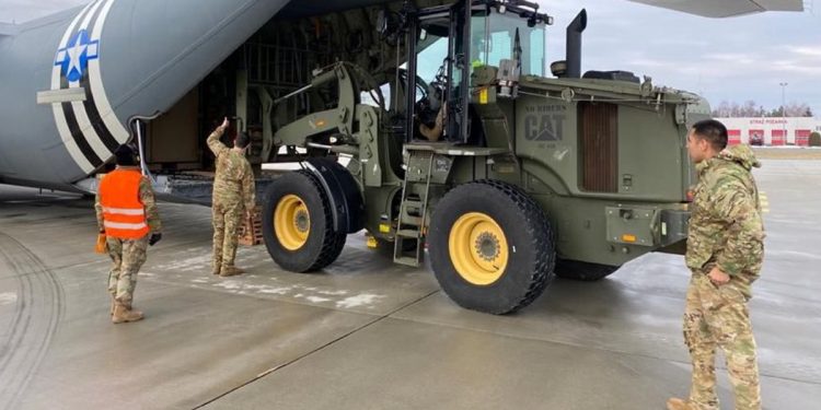 Błaszczak: „Kolejne samoloty wojsk USA lądują w Polsce” [FOTO]
