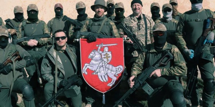 Białorusini tworzą kolejny oddział do walki z Rosją. „Baza dla nowej zawodowej armii”