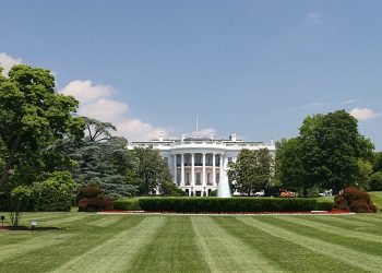 USA nakładają kolejne sankcje na Rosję. Przyjmą też uchodźców z Ukrainy