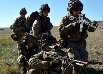 Pierwsze państwo deklaruje udział w misji pokojowej na Ukrainie