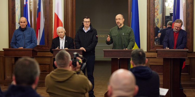Premier Ukrainy o wizycie w Kijowie: „Bardzo odważny krok prawdziwych przyjaciół”