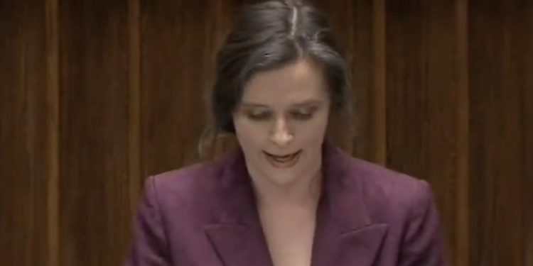 Klaudia Jachira atakuje rząd. „Panie premierze, wiedział pan o wojnie?” [WIDEO]