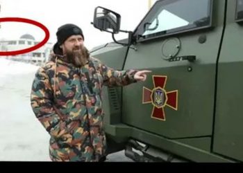 Kadyrow twierdził, że jest na Ukrainie. Jeden szczegół na zdjęciu zupełnie go kompromituje [FOTO]