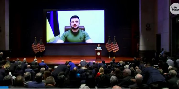 Zełenski przed Kongresem USA! Poruszające słowa. „Jeśli strefa zakazu lotów to zbyt wiele…” [WIDEO]