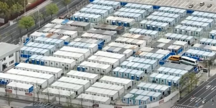 chiny pandemia omikron