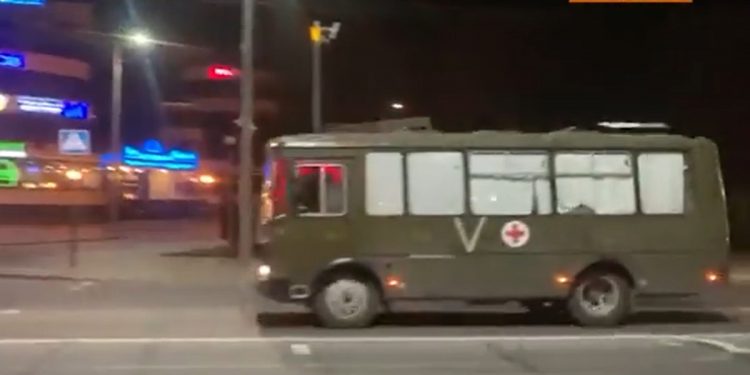 Białoruskie kostnice i szpitale przepełnione. „Ciał było nieprawdopodobnie wiele” [WIDEO]