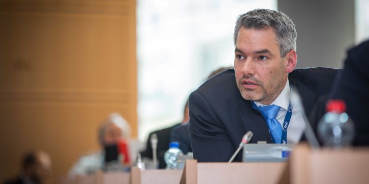 Kanclerz Austrii jedzie do Rosji. Ma spotkać się z Władimirem Putinem