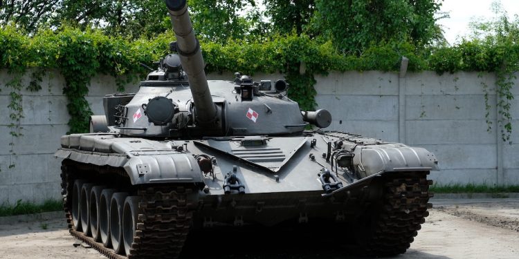 „NYT”: Państwa NATO mają przekazać Ukrainie poradzieckie czołgi