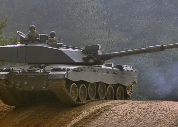 Wlk. Brytania przekaże Polsce czołgi Challenger 2. Polska swoje T-72 wyśle Ukrainie
