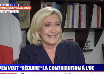 Marine Le Pen zapytana o możliwość wizyty w Kijowie. Tylko się zaśmiała [WIDEO]