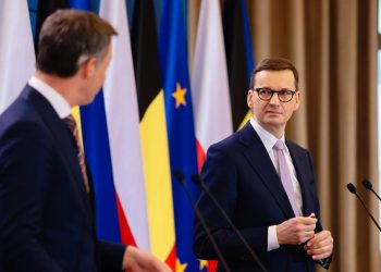 Morawiecki: „Niebawem rozpocznie się największa bitwa pancerna tej części świata”