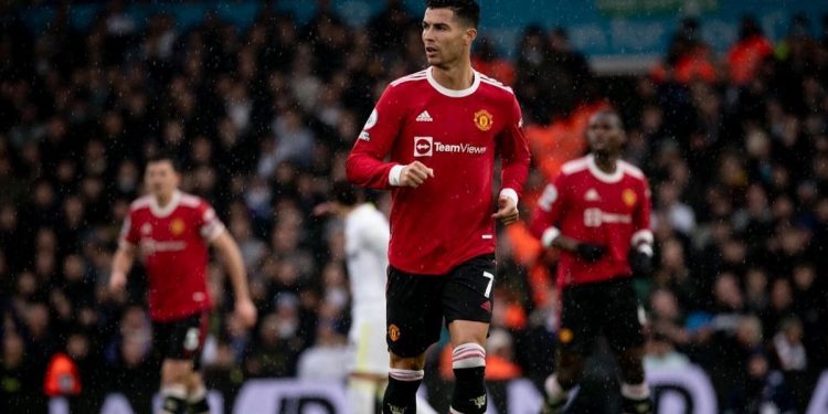 Ronaldo zniszczył telefon kibica. Wszystko nagrano [WIDEO]