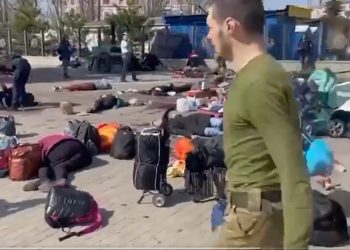 Atak w Kramatorsku! Dziesiątki zabitych. Rosjanie umieścili na rakiecie napis [WIDEO+FOTO]