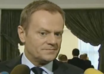 Solidarna Polska przypomniała nagranie z Donaldem Tuskiem. To mu się nie spodoba [WIDEO]
