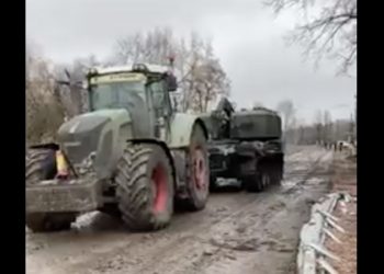 Ukraińscy rolnicy znów to zrobili. Przejęto wyrzutnię pocisków termobarycznych! [WIDEO]