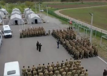 Kadyrow wysyła kolejnych Czeczenów na Ukrainę. Internauci kpią [WIDEO]