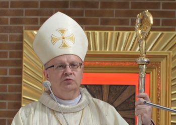 Biskup zwrócił się do wiernych. „Dopadła nas jedna straszna bieda”