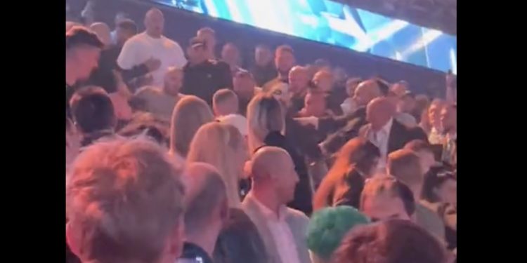 Gala High League 3 przerwana. Potężna awantura na trybunach, są nagrania [WIDEO]