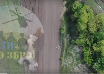 Rosyjski żołnierz udawał, że nie żyje. Kuriozalne nagranie z frontu [WIDEO]