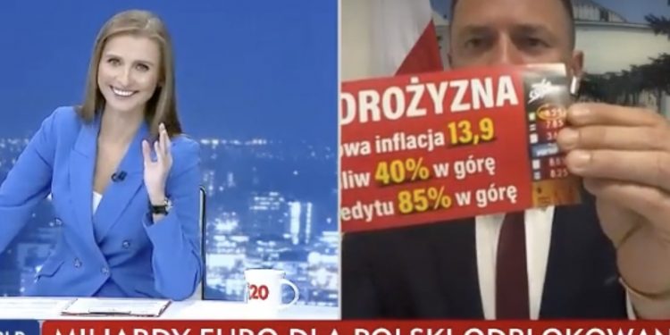 Wpadka w TVP Info. Realizator musiał błyskawicznie interweniować [WIDEO]