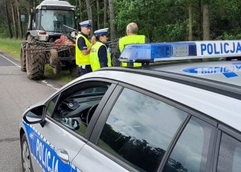 Tragiczny wypadek podczas wyprzedzania ciągnika
