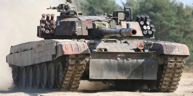 Polskie czołgi PT-91 Twardy już na Ukrainie! „Prawdziwych przyjaciół poznaje się w biedzie”