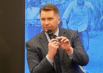 Czarnek odniósł się do swoich słów o tym, żeby „jeść mniej i taniej”