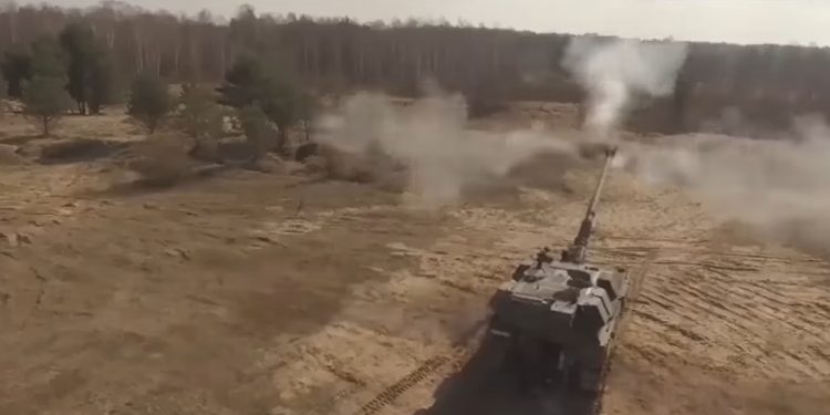 Kraby na polu bitwy! Ukraińcy pokazali spektakularne nagranie [WIDEO]