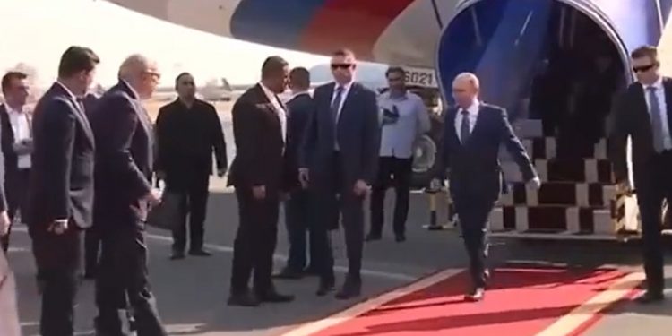 W Iranie pojawił się sobowtór Putina? Wywiad zwraca uwagę na szczegóły [WIDEO]