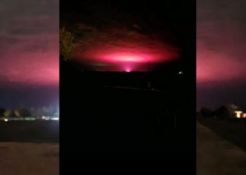 Tajemnicze światło nad Australią. Okazało się, że winni… plantatorzy konopi