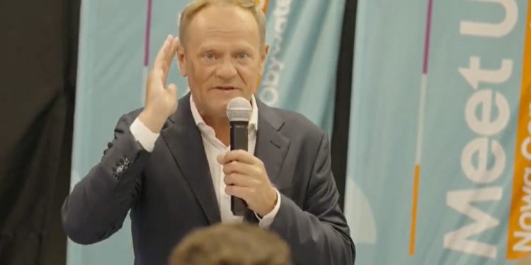 tusk na spotkaniu