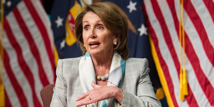 Pelosi wylądowała na Tajwanie! Chiny gromadzą wojsko