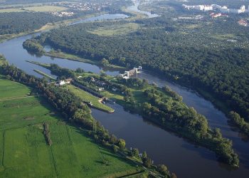 Odra skażona rtęcią? „Wędkarze mają rany na rękach. Żrąca substancja przepaliła rękawice”