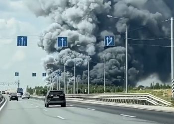 Gigantyczny pożar pod Moskwą. Tysiąc osób ewakuowanych, są nagrania [WIDEO]